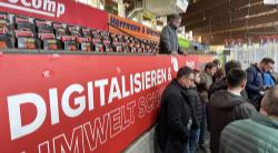 Führung durch das Eishockeystadion