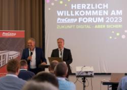 Rolf Brilla und Roland Meichner, die Geschäftsführer von ProComp, begrüßen die Gäste des ProComp Forums 2023